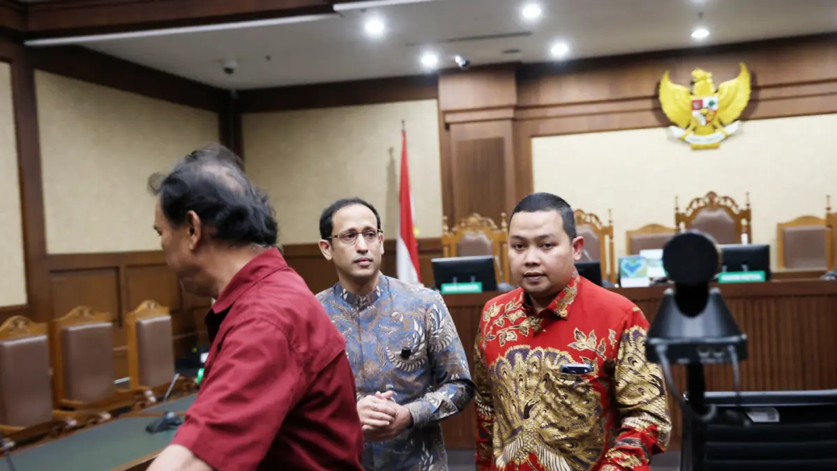 Terdakwa kasus dugaan korupsi pengadaan Chromebook di lingkungan Kemendikbudristek, Nadiem Anwar Makarim menjalani sidang putusan di Pengadilan Tipikor, Jakarta, Selasa (30/6/2026). (Dery Ridwansah/ JawaPos.com)