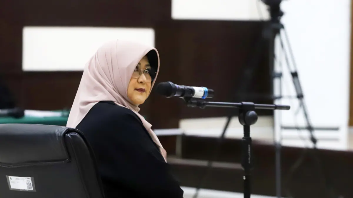 Sidang Perdana dr Tifa Di Pengadilan Jakarta Timur - Image
