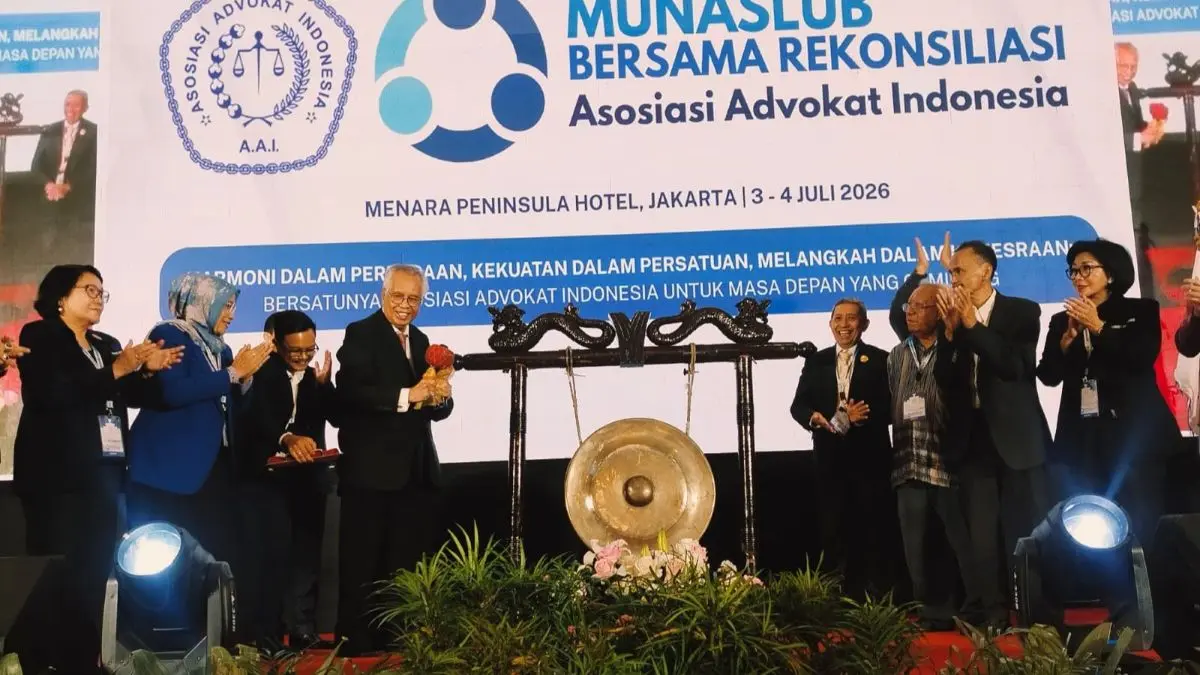 Dewan Pimpinan Pusat Asosiasi Advokat Indonesia (DPP AAI) Musyawarah Nasional Luar Biasa (Munaslub) di Cengkeh Ballroom, Menara Peninsula Hotel, Jakarta Barat, Sabtu (4/7). (Istimewa) - Image