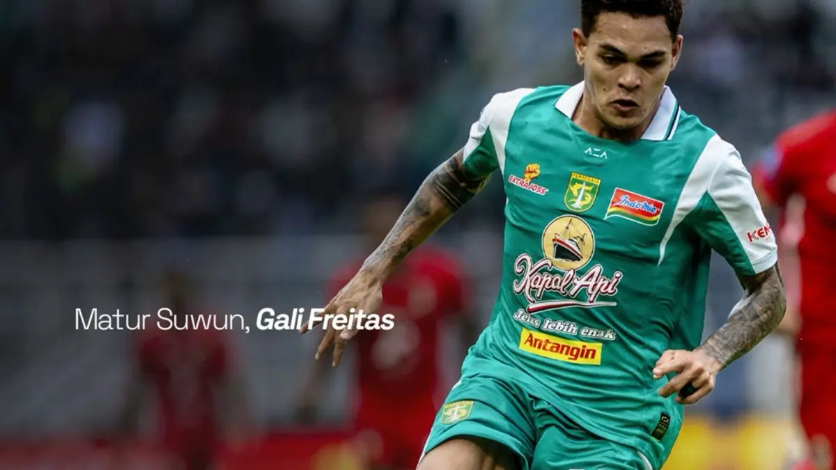 Gali Freitas resmi berpisah dengan Persebaya Surabaya setelah mencatatkan 32 penampilan, enam gol, dan tujuh assist pada Super League 2025/2026. (Persebaya) - Image