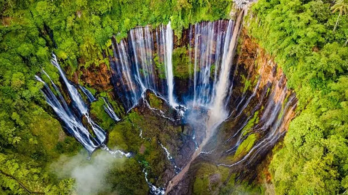 Ilustrasi air terjun Tumpak Sewu. (Tripadvisor) - Image