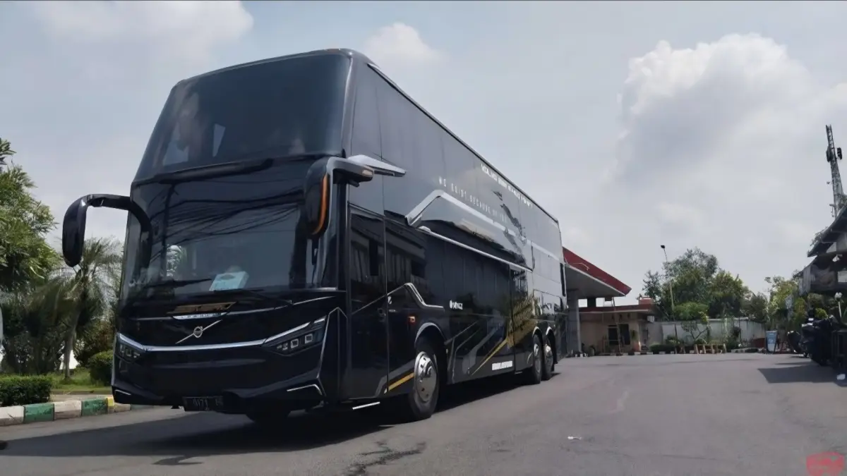 Ilustrasi armada bus PO Semeru. (Redbus) - Image