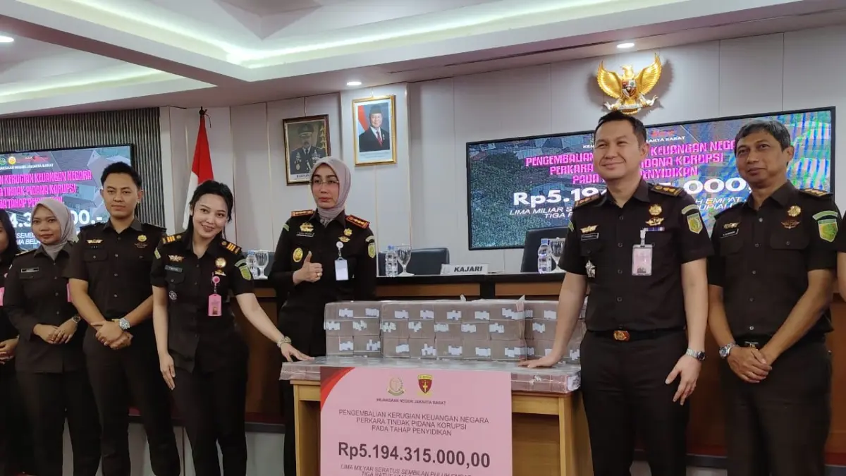 Kejaksaan Negeri (Kejari) Jakarta Barat berhasil memulihkan seluruh kerugian keuangan negara dalam perkara dugaan tindak pidana korupsi yang berkaitan dengan pembebasan lahan untuk Program Normalisasi Kali Pesanggrahan. (Istimewa) - Image