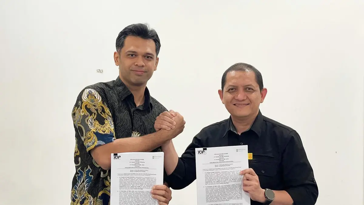 PT Pesonna Optima Jasa (POJ), perusahaan cucu dari Pegadaian, resmi menjalin kolaborasi strategis dengan PT Trans Optima Perkasa (TOP) guna memperluas akses kepemilikan dan penyewaan kendaraan bagi mitra pengemudi layanan ride-hailing. (Istimewa). - Image
