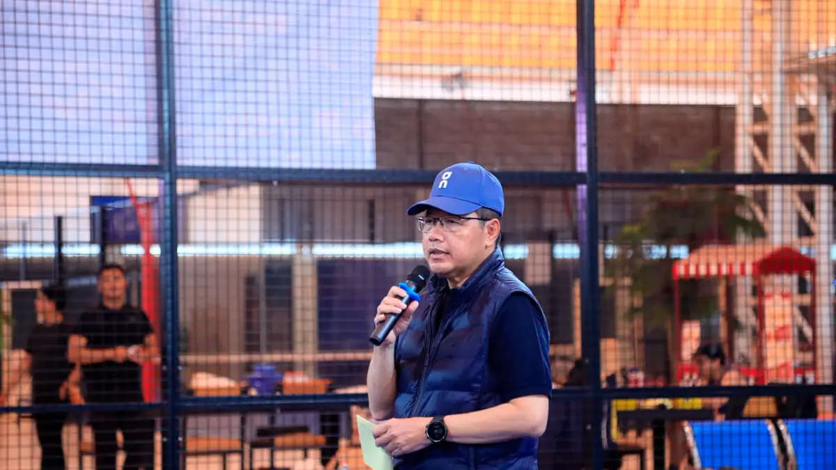 Karo PID Divhumas Polri Brigjen Pol Saptono Erlangga saat membuka Padel Bhayangkara Cup 2026 pada Sabtu (11/7). (Polri) - Image