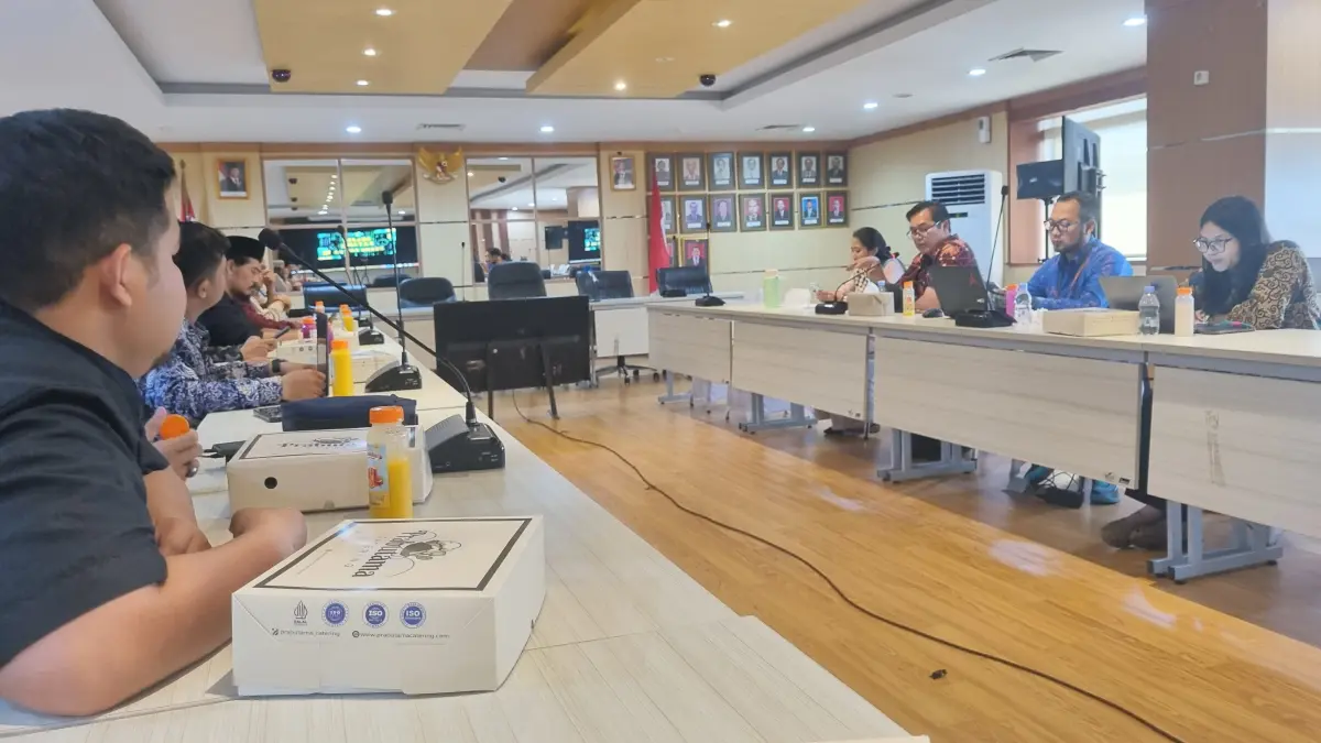 Lembaga Seni Budaya Muslim Indonesia (Lesbumi) PBNU menggelar diskusi publik yang dilanjutkan dengan pembacaan dan penandatanganan petisi penolakan terhadap Rancangan Peraturan Menteri Kesehatan (RPMK) sebagai turunan dari PP Nomor 28 Tahun 2024,