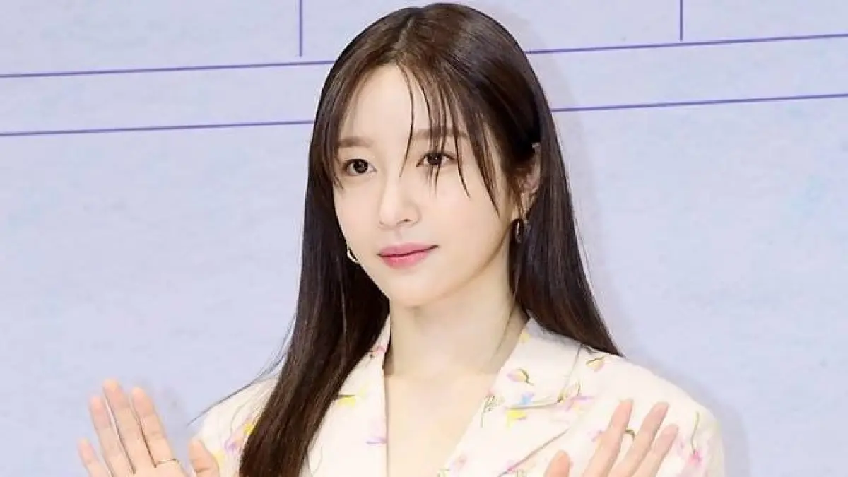 Hani EXID (x @tang_kira) - Image
