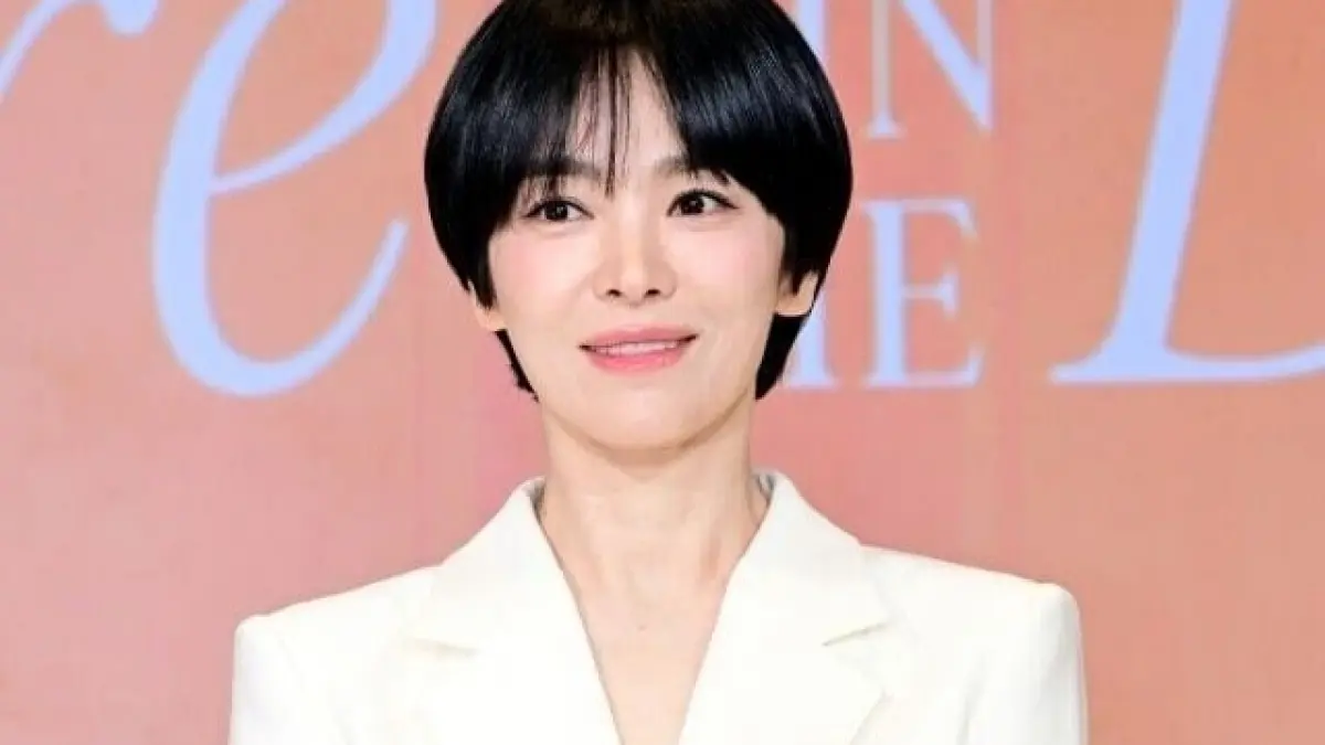song hye kyo (x @_farah87) - Image