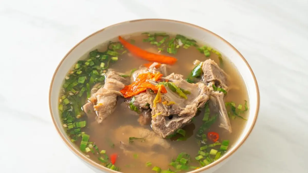 ilustrasi sup ayam tauco (topntp26/freepik) - Image