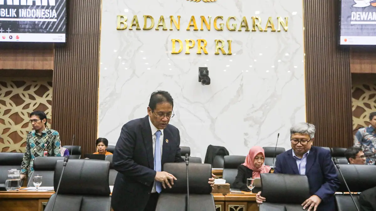 Menteri Keuangan Purbaya Yudhi Sadewa mengikuti rapat kerja dengan Banggar DPR di Kompleks Parlemen, Senayan, Jakarta, Selasa (14/7/2026). (Salman Toyibi/Jawa Pos)
