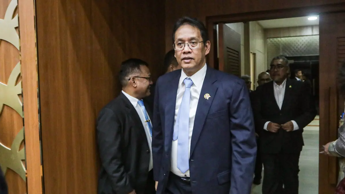 Menteri Keuangan Purbaya Yudhi Sadewa mengikuti rapat kerja dengan Banggar DPR di Kompleks Parlemen, Senayan, Jakarta, Selasa (14/7/2026). (Salman Toyibi/Jawa Pos)