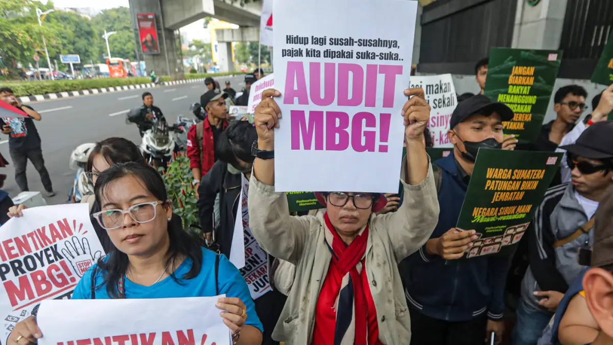 Aksi Tolak MBG di Kejagung - Image