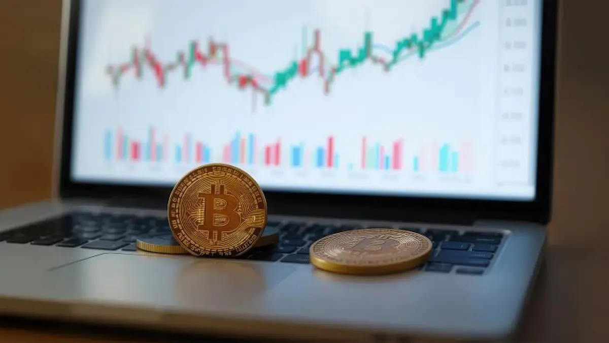 Ilustrasi investasi aset kripto. (Wealth & Finance International). - Image