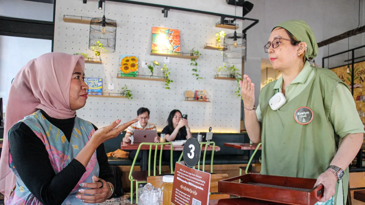 Pemberdayaan Disabilitas Untuk Bekerja Di Cafe - Image