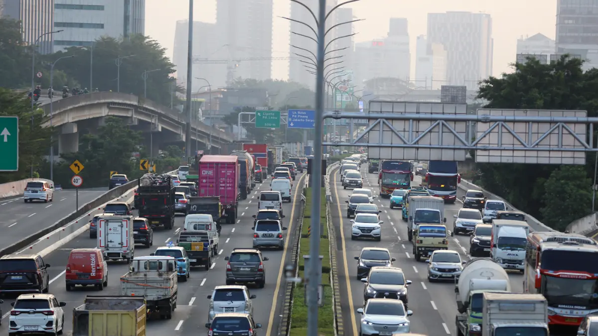Truck Odol Masih Bergentayangan Di Tol Dalam Kota - Image