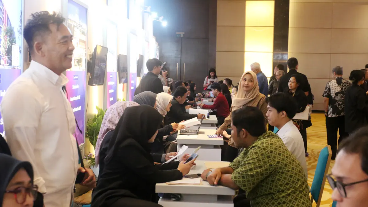 Antusias para pencari kerja saat kegiatan Podomoro Talent Expo (PTE) 2026 di Kuningan City, Jakarta, Jumat (17/7/2026).