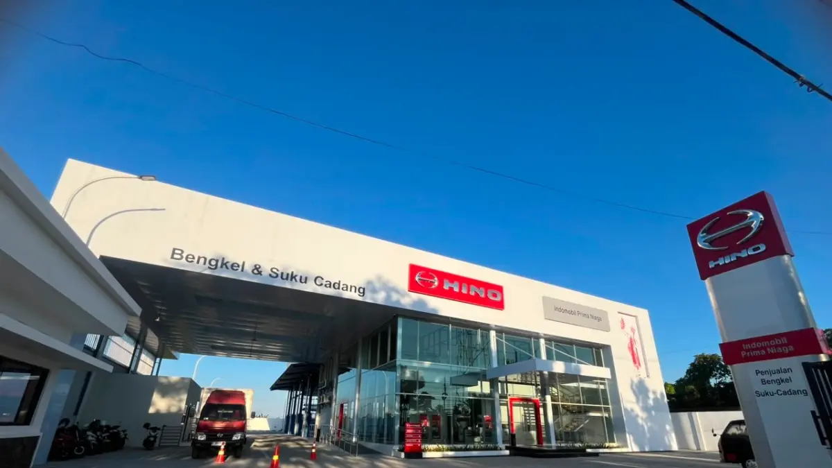 Hino buka dealer baru di Banyuwangi dengan layanan 3S. (Istimewa) - Image