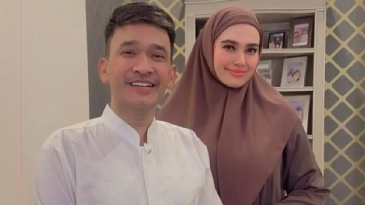Kebersamaan Ruben Onsu dengan Catherine Wilson membuat netizen menjodohkan mereka. (Instagram: cathrinewilson) - Image