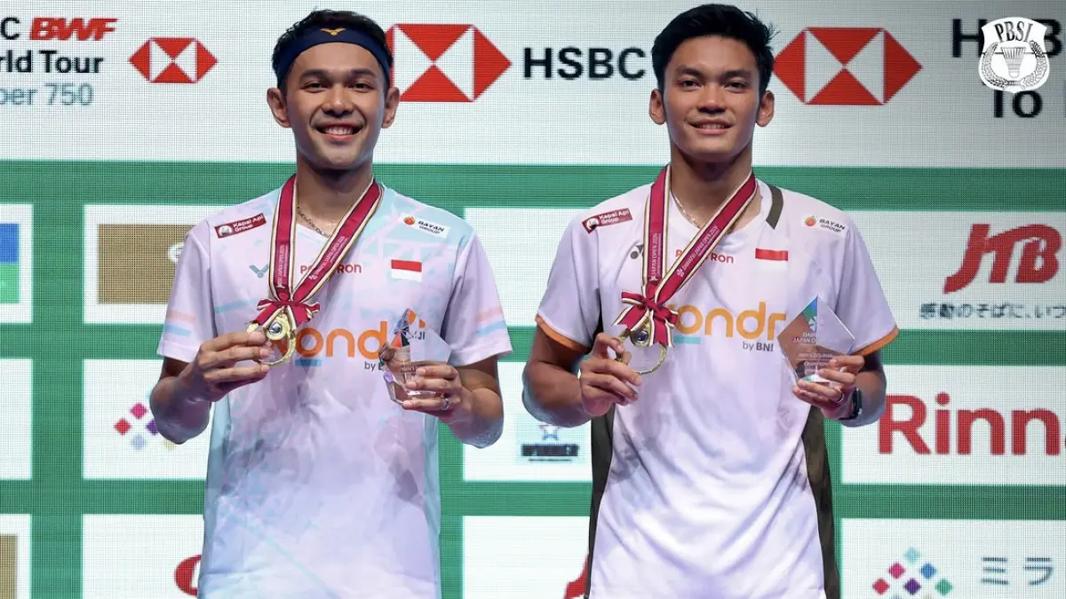 Ganda putra Indonesia Fajar Alfian/Muhammad Shohibul Fikri sukses merebut gelar juara Japan Open 2026. (Dok. Instagram/@badminton.ina) - Image
