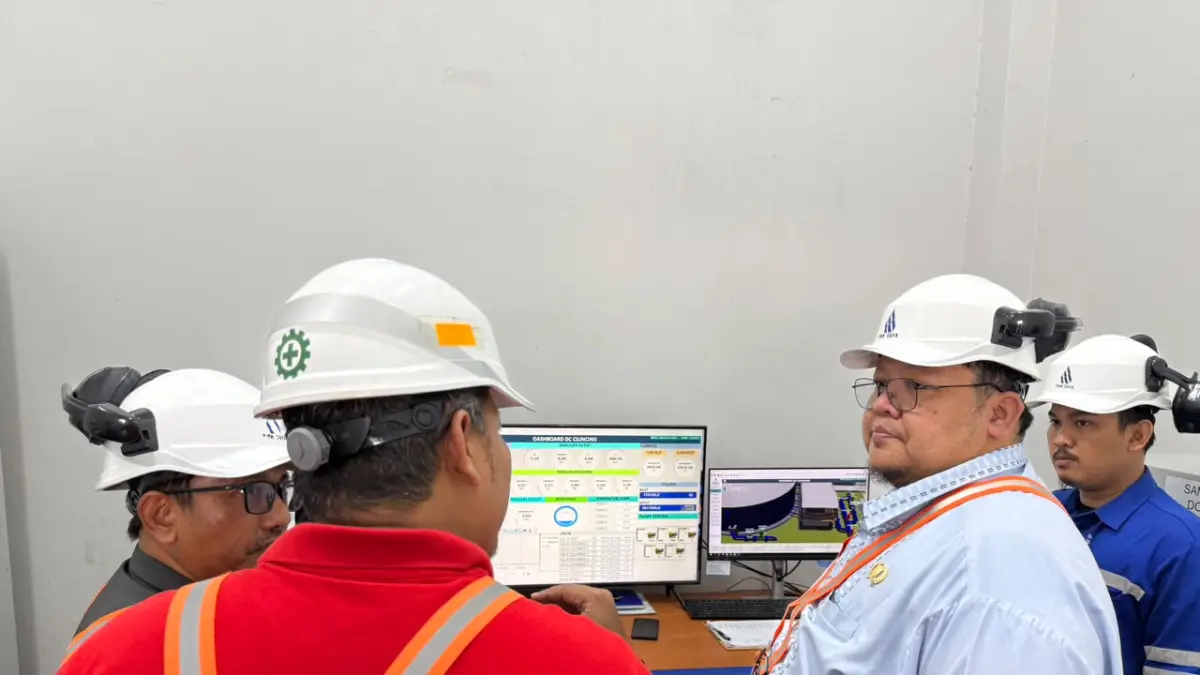 Anggota Komisi B DPRD DKI Jakarta dari Fraksi PKS, Ade Suherman saat melakukan kunjungan kerja ke sejumlah fasilitas operasional PAM JAYA. (Istimewa) - Image