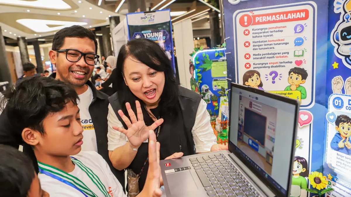 Siswa SD di Surabaya Ciptakan Aplikasi Bahasa Isyarat di IMPACT Fest 2026 - Image