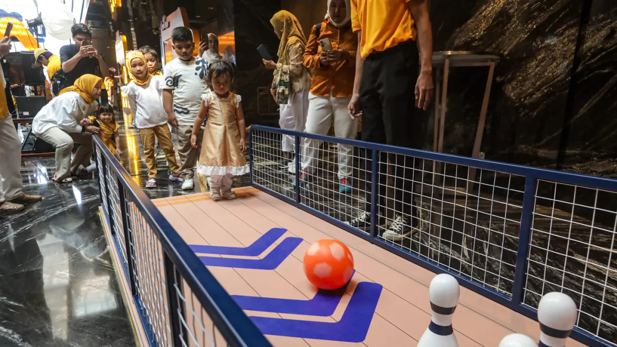 Anak bermain pada acara Bebelac Little Star 2026 di Jakarta, Jumat (24/7/2026). (Salman Toyibi/Jawa Pos)