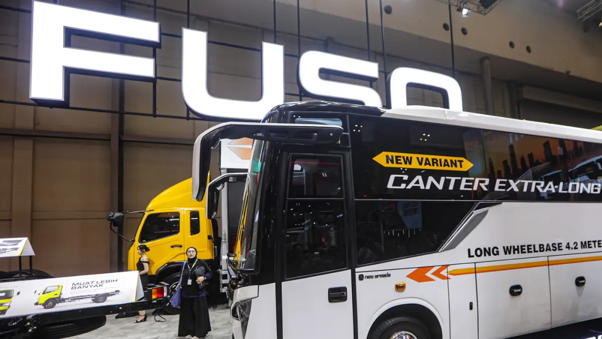 Mitsubishi Fuso Luncurkan Canter Extra Long Bus - Image