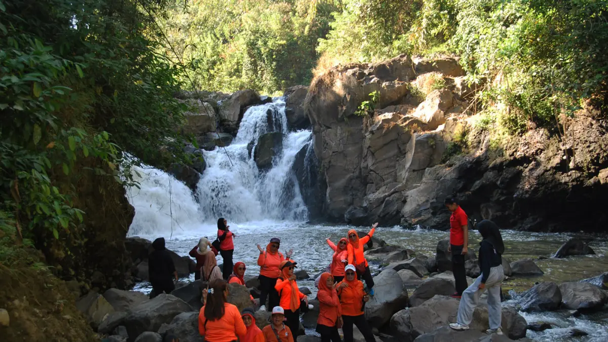 Panorama Air Terjun Kedung Boto Jawa Tengah - Image