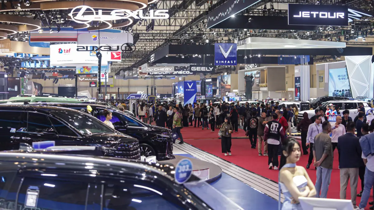 Suasana pameran otomotif berskala internasional, GIIAS 2026 di Indonesia Convention Exhibition (ICE) BSD City, Tangerang, Banten, Rabu (29/7/2026). (Salman Toyibi/Jawa Pos)