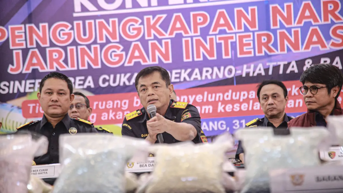 Penyelundupan 26 Kilo Ekstasi Oleh Pilot - Image