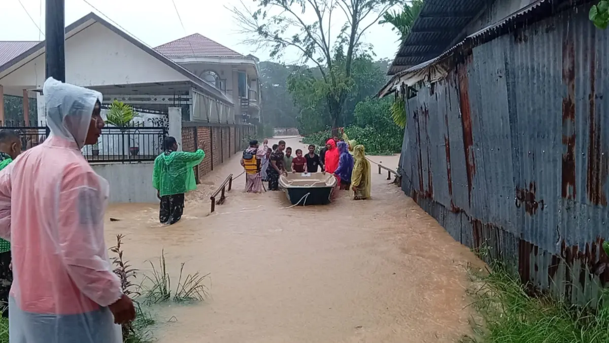 Pemkot Padang Belum Tetapkan Tanggap Darurat Meski 3 Kecamatan Kebanjiran