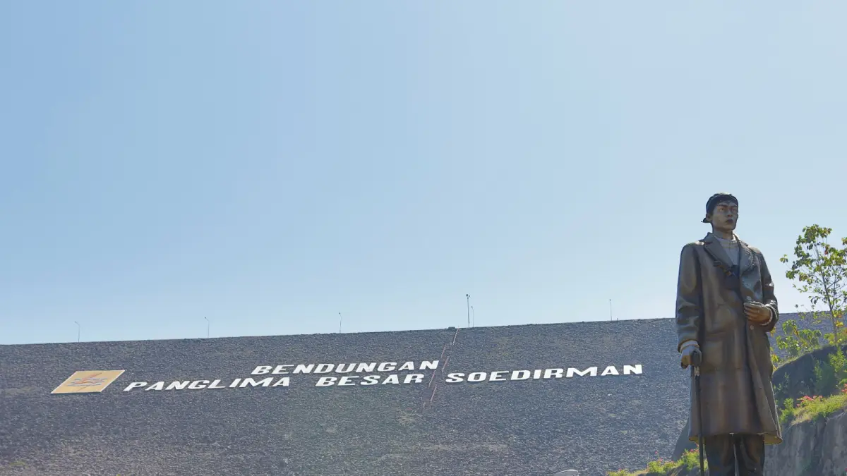 PLTA Panglima Besar Soedirman Mampu Hidupkan Sistem Listrik usai Blackout - Image
