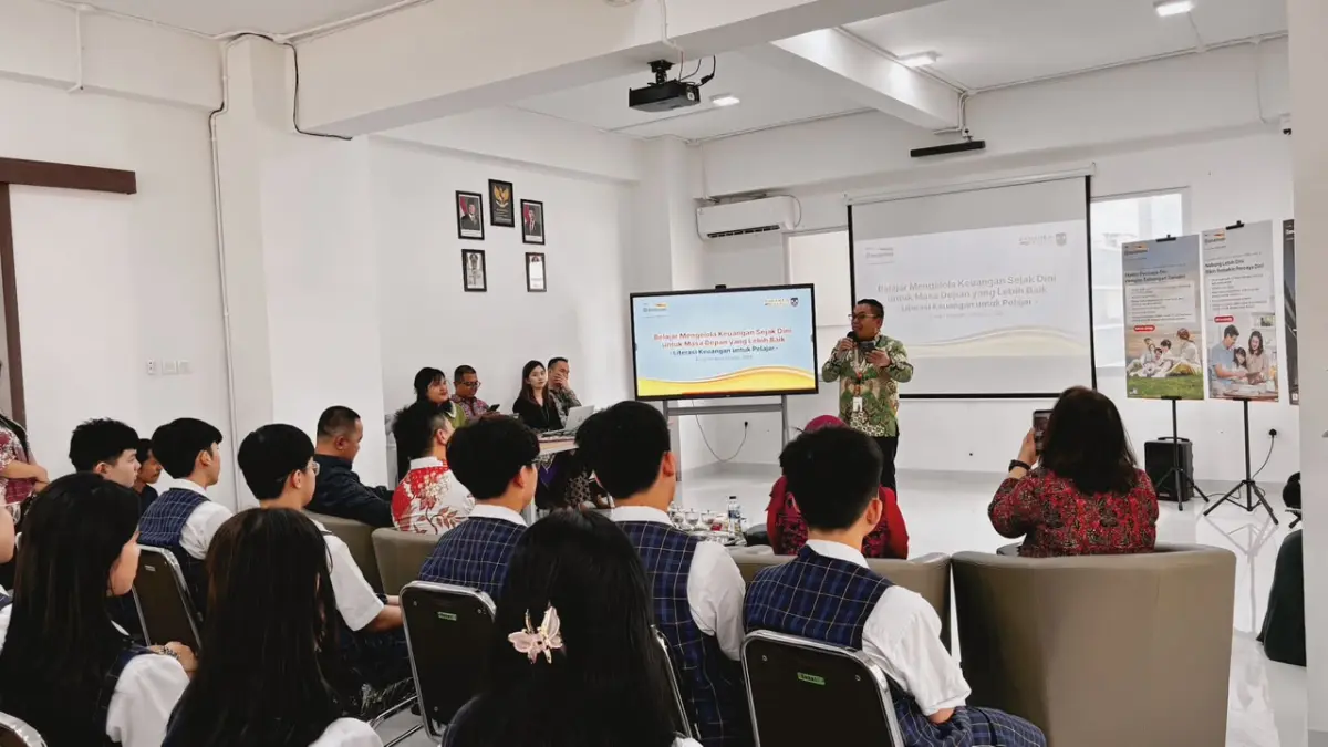 Dorong Generasi Muda Melek Finansial Lewat Literasi Keuangan - Image