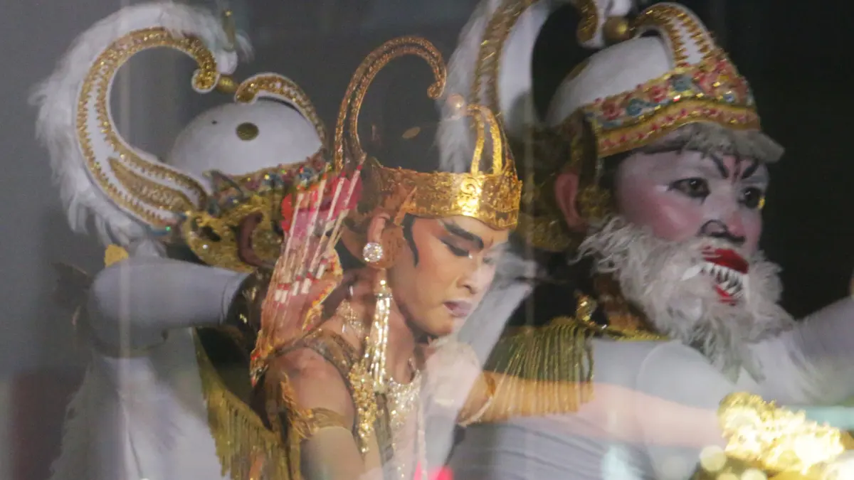 Wayang di Tengah Mal Kota Semarang - Image
