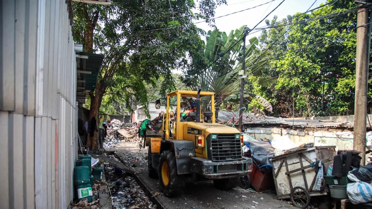 Pembersihan Dampah Yang Menutup Jalan - Image