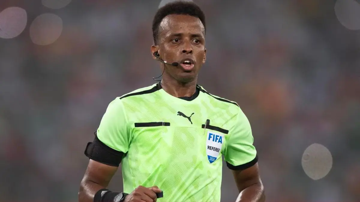 Omar Artan Gagal ke Piala Dunia 2026, Kini Jadi Wasit Non-Eropa Pertama di Piala Super UEFA - Image