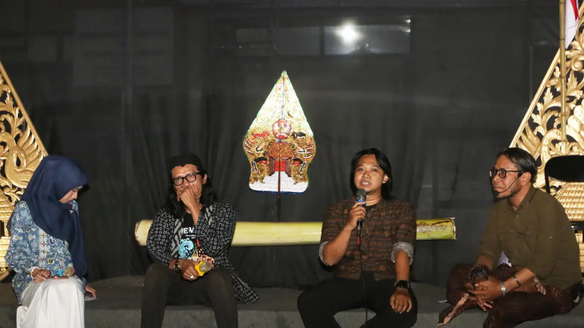 Diskusi keberagaman etnis yang menjadi bagian dari sejarah panjang Semarang kembali diangkat dalam kegiatan Suara Kesadaran,Kota Semarang,Sabtu(8/8/2026). (Nur Chamim/ Jawa Pos Radar Semarang)