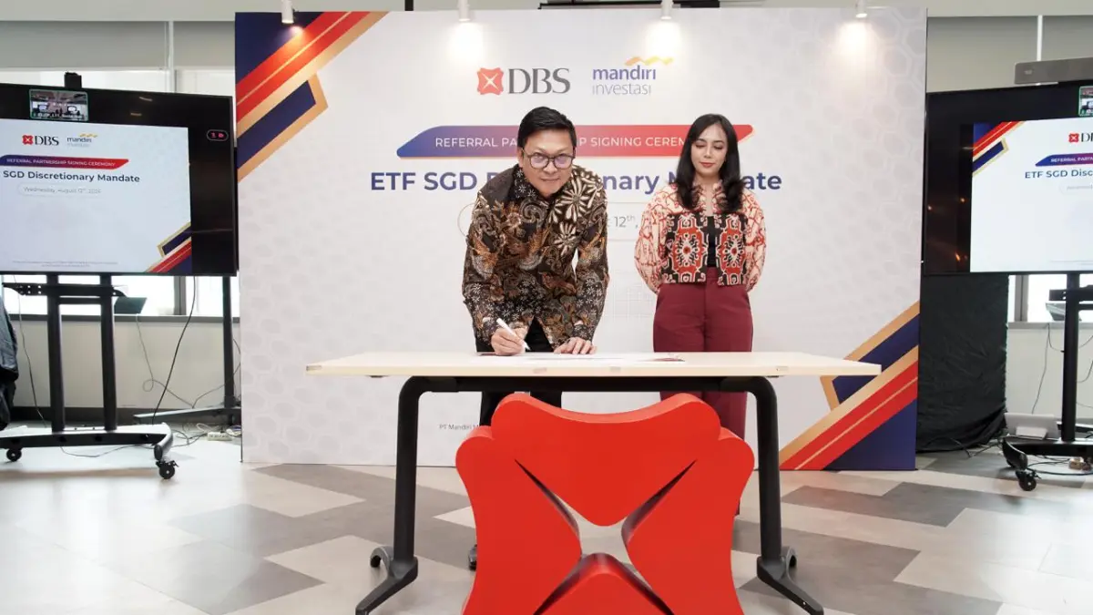 penandatanganan kerja sama referral Pengelolaan Dana Nasabah Individu (PDNI)/Kontrak Pengelolaan Dana (KPD) berdenominasi Dolar Singapura (SGD) di Jakarta