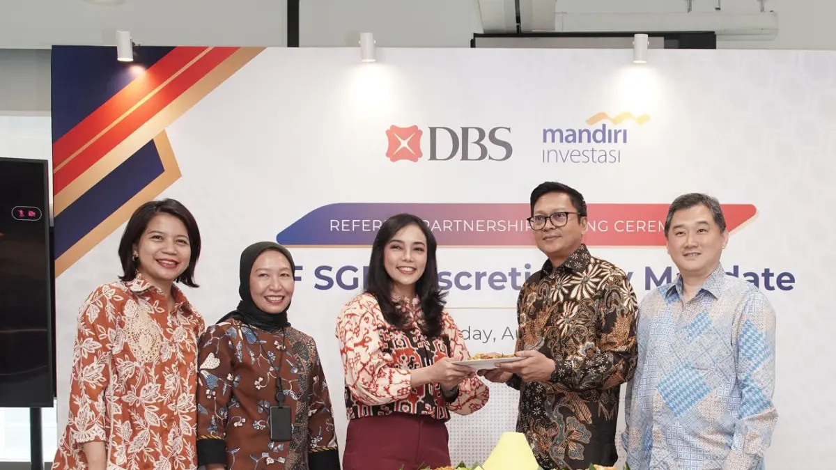 penandatanganan kerja sama referral Pengelolaan Dana Nasabah Individu (PDNI)/Kontrak Pengelolaan Dana (KPD) berdenominasi Dolar Singapura (SGD) di Jakarta
