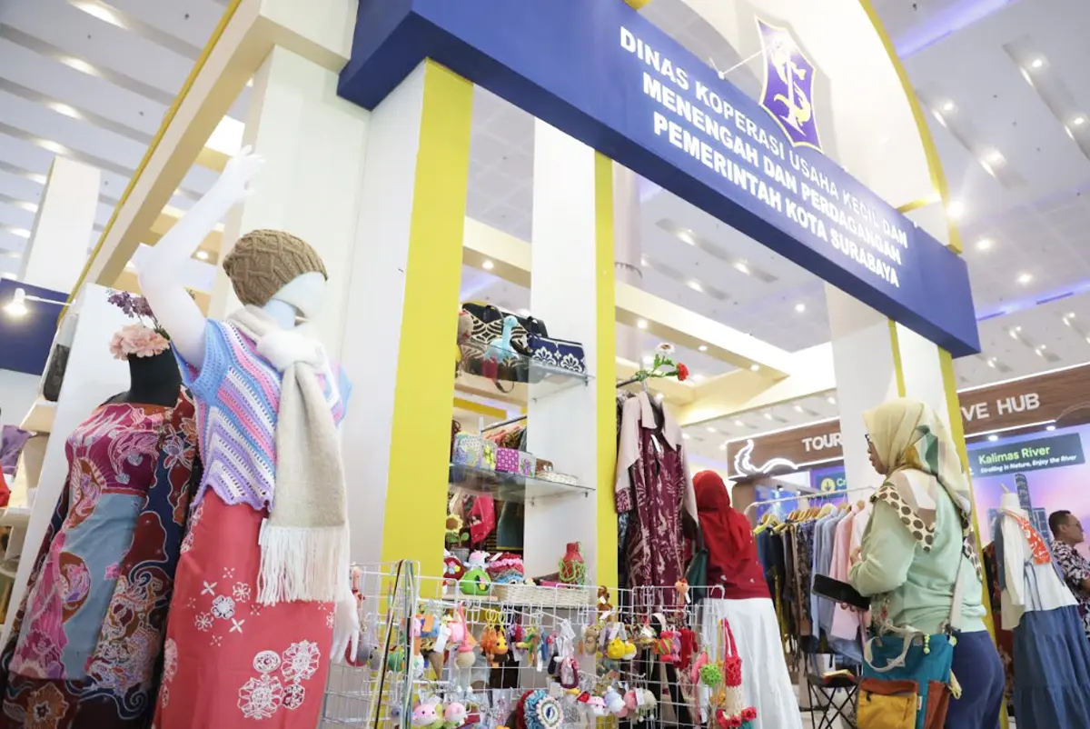 Salah satu stand UMKM di Surabaya Great Expo (SGE) 2026 yang berlangsung di Exhibition Hall Grand City Surabaya pada 5-9 Agustus 2026. (Istimewa).