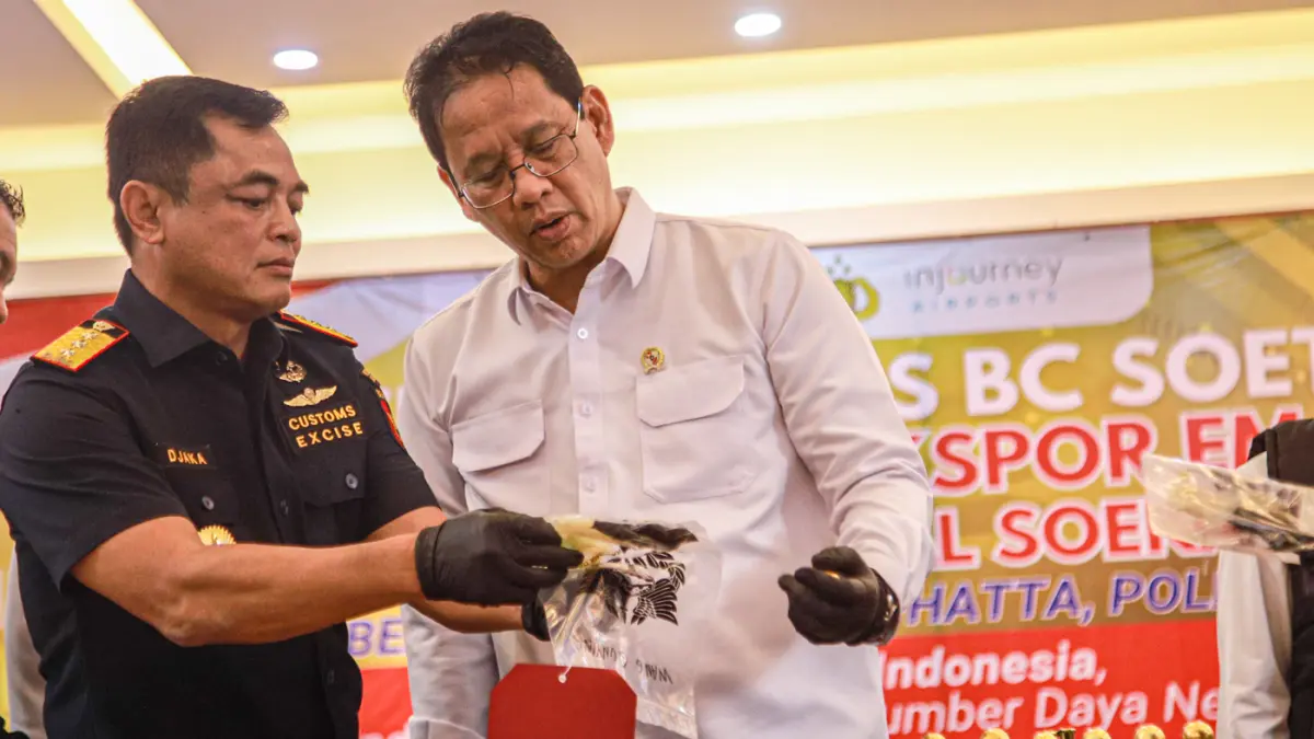 Bea Cukai Gagalkan Penyelundupan 23,8 Kg Emas Senilai Rp 63 Miliar - Image