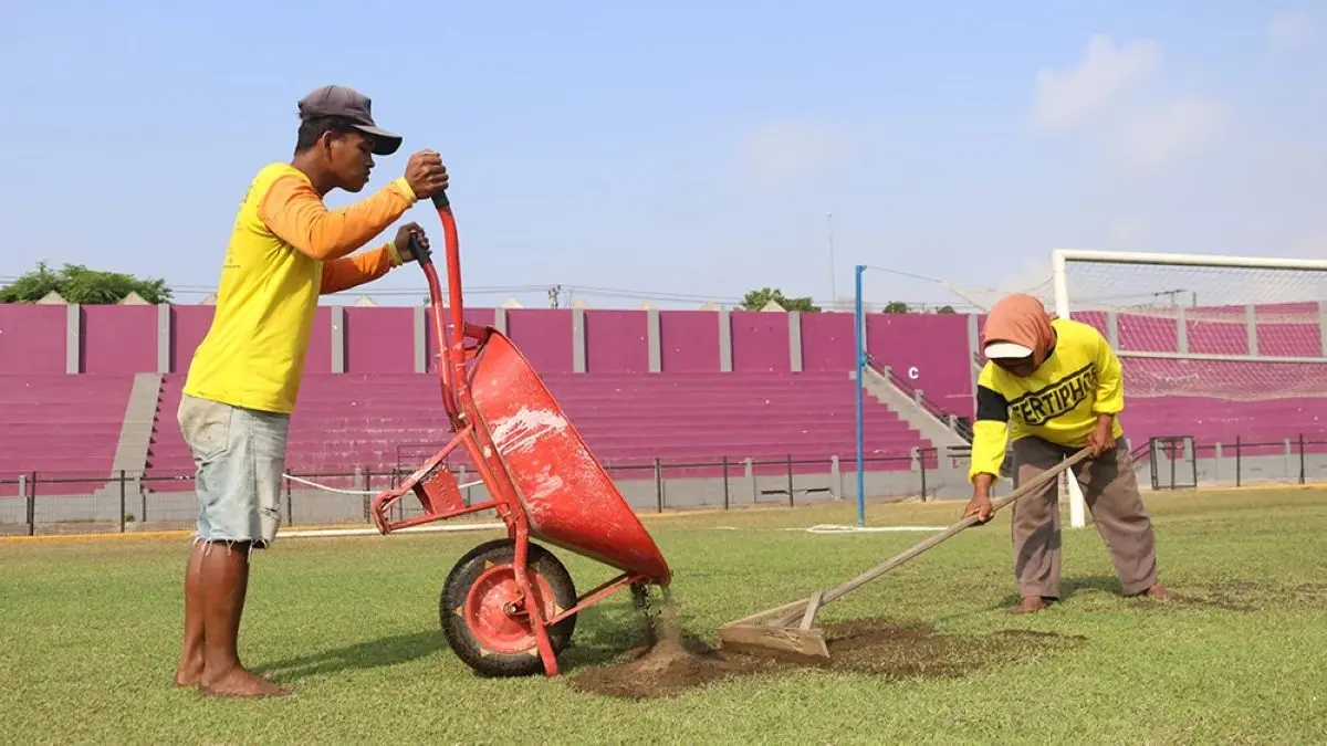 Stadion Brawijaya dibenahi Pemkot Kediri demi Persik Kediri tetap bertanding di kandang sendiri. (Istimewa) - Image