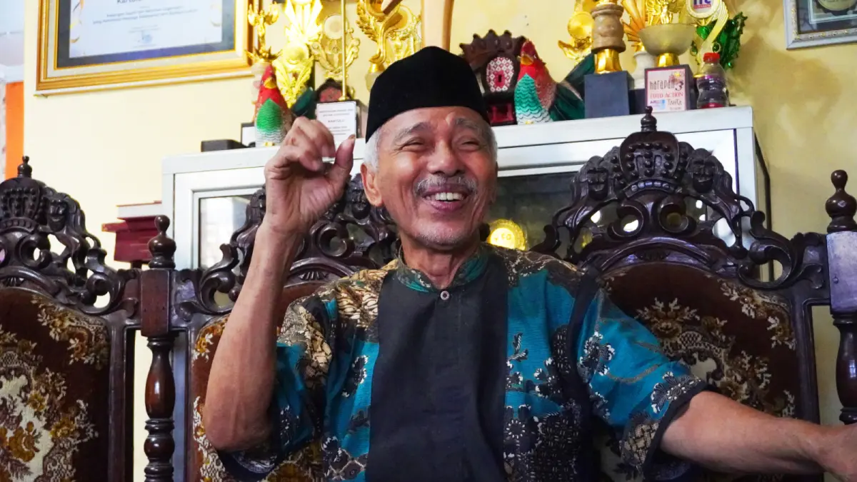 Kartolo belajar ludruk secara otodidak. (Satrio Maheswara/JawaPos.com)