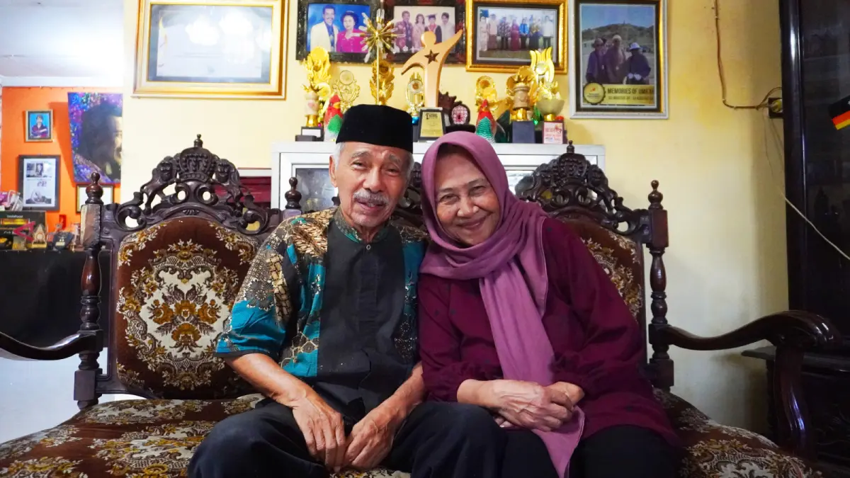 Kartolo dan Kartini atau Ning Tini bertemu kali pertama di panggung Ludruk RRI. (Satrio Maheswara/JawaPos.com)