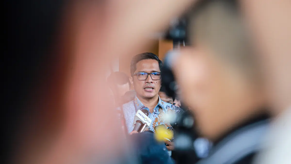 Kuasa hukum dari tersangka kasus dugaan TPPU Febrie Adriansyah, Febri Diansyah mengikuti sidang praperadilan di Pengadilan Negeri Jakarta Selatan, Jakarta, Selasa (18/8/2026). (Hanung Hambara/ Jawa Pos)