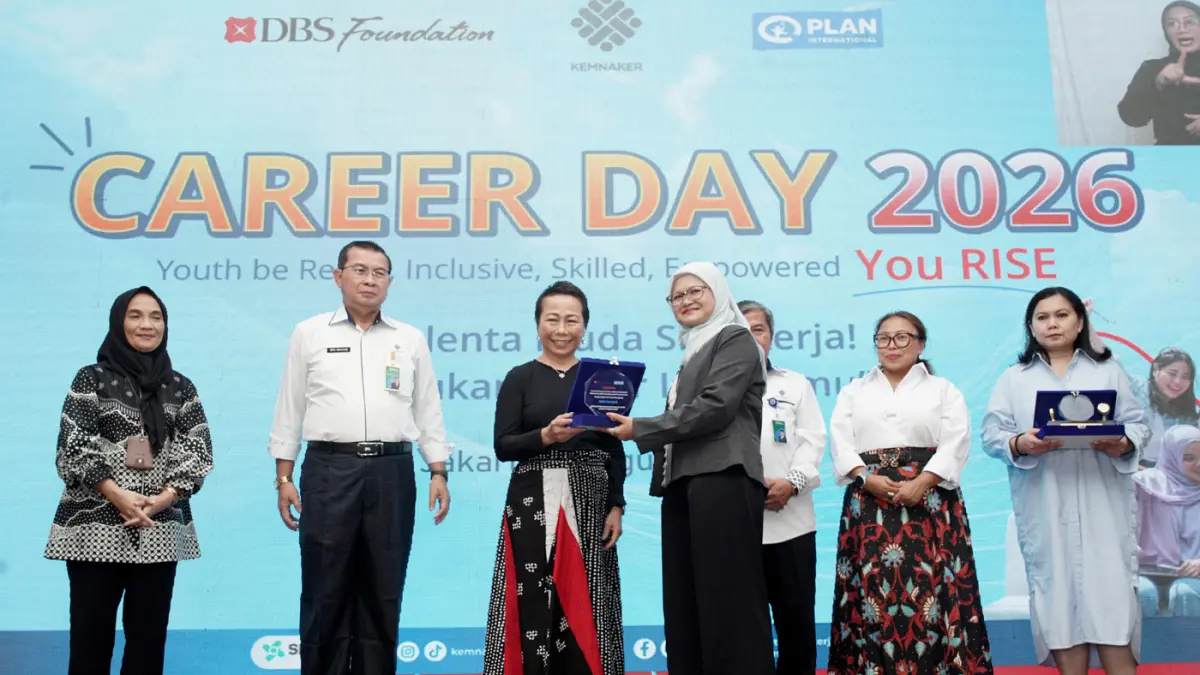 Head of DBS Foundation Karen Ngui dalam acara Career Day You RISE di Ballroom Kementerian Ketenagakerjaan, Jakarta, Rabu (19/8/2026).
