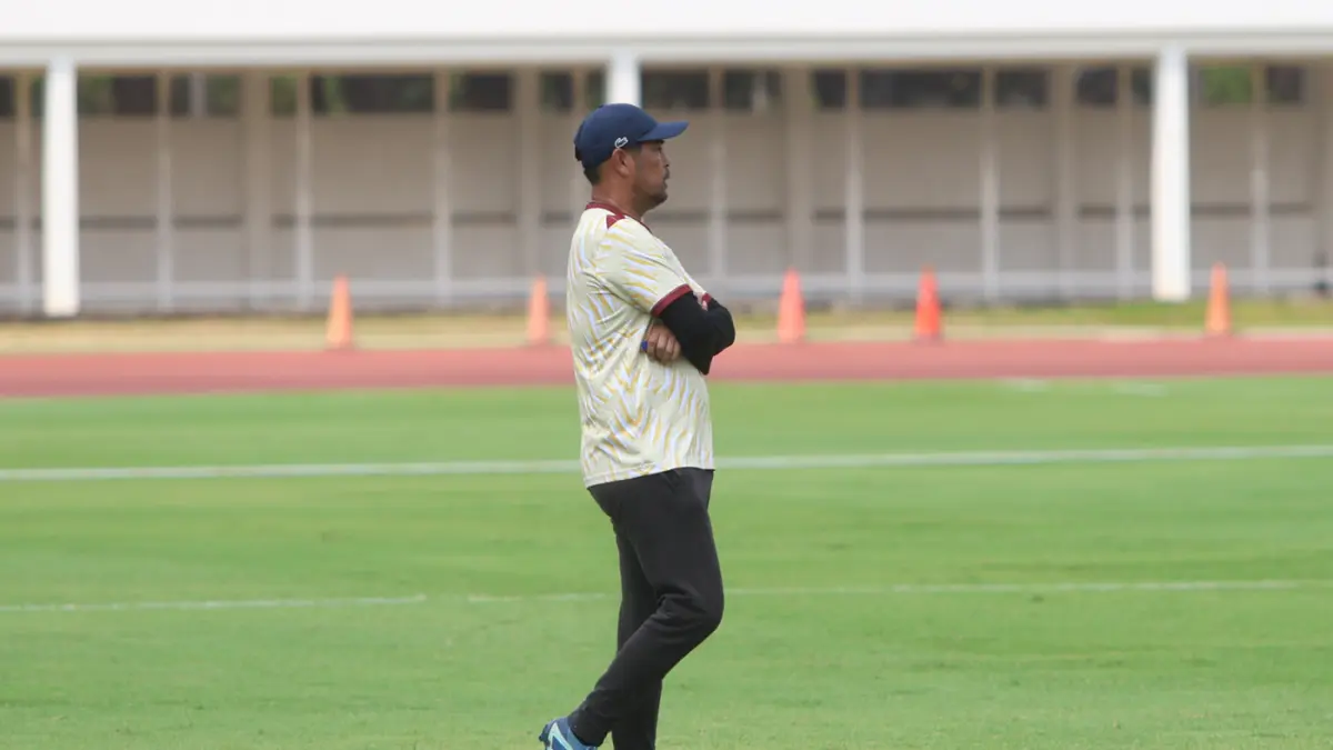 Para pemain Tim Semen Padang FC saat berlatih di Stadion Madya GBK, Jakarta, Jumat (21/8/2026). (Dery Ridwansah/ JawaPos.com)