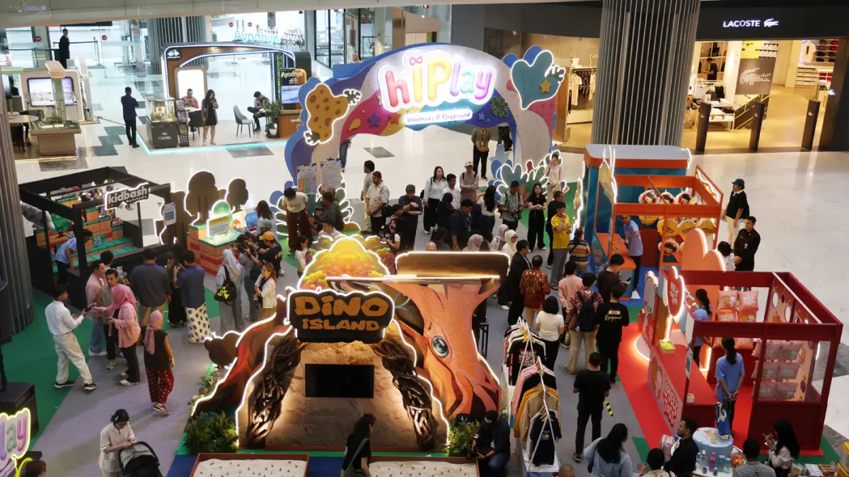 Pengunjung saat berkunjung ke hIPlay Playground di Lippo Mall Puri, Jakarta, Jumat (21/8/2026).