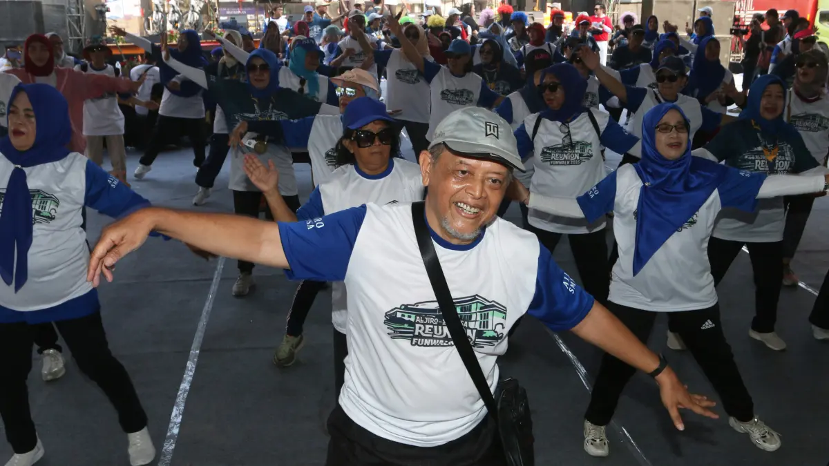 Reuni Akbar ALJIRO-SMANSA 2026 membuktikan bahwa ikatan alumni lintas generasi dapat diwujudkan dalam kegiatan yang kreatif, inspiratif, dan mampu menghadirkan kebersamaan dalam jumlah besar,Kota Semarang,Jawa Tengah,Minggu(23/8/2026)