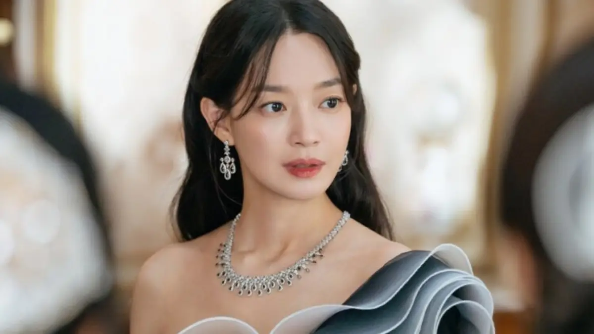 Shin Min-a dalam The Remarried Empress (Variety) - Image